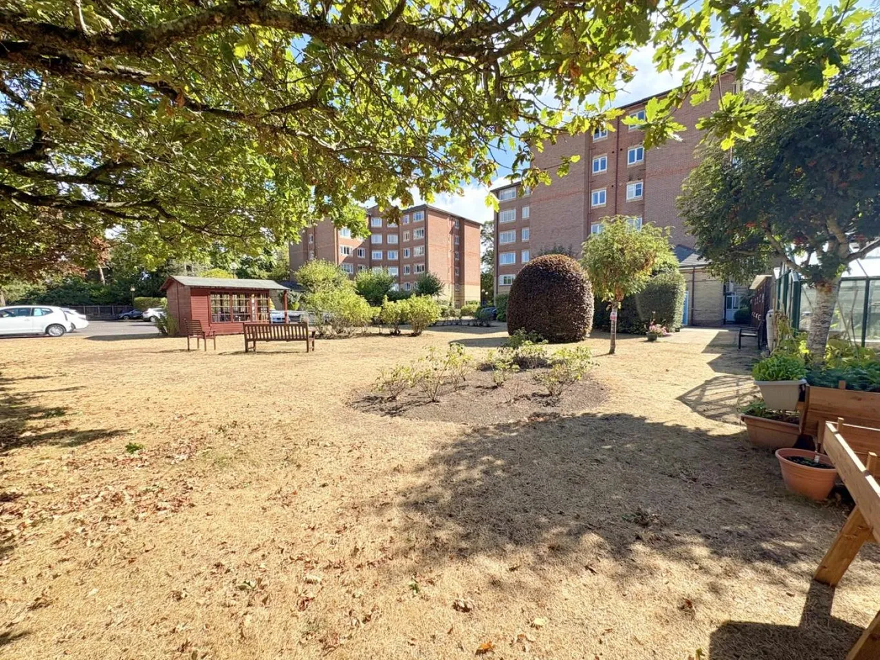 Melton Court, BH13, photo 22
