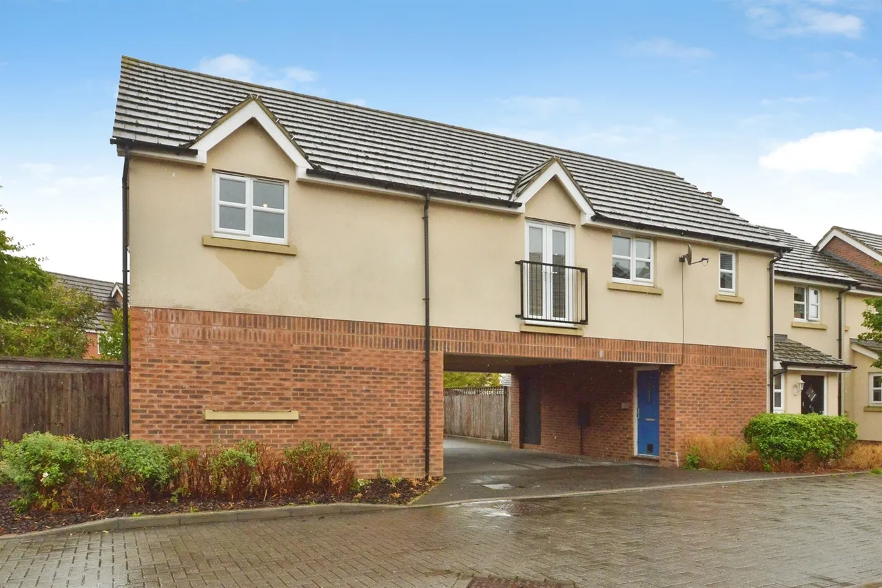 2 bed house for sale — King Stephen Meadows, Old Wolverton, Milton Keynes
