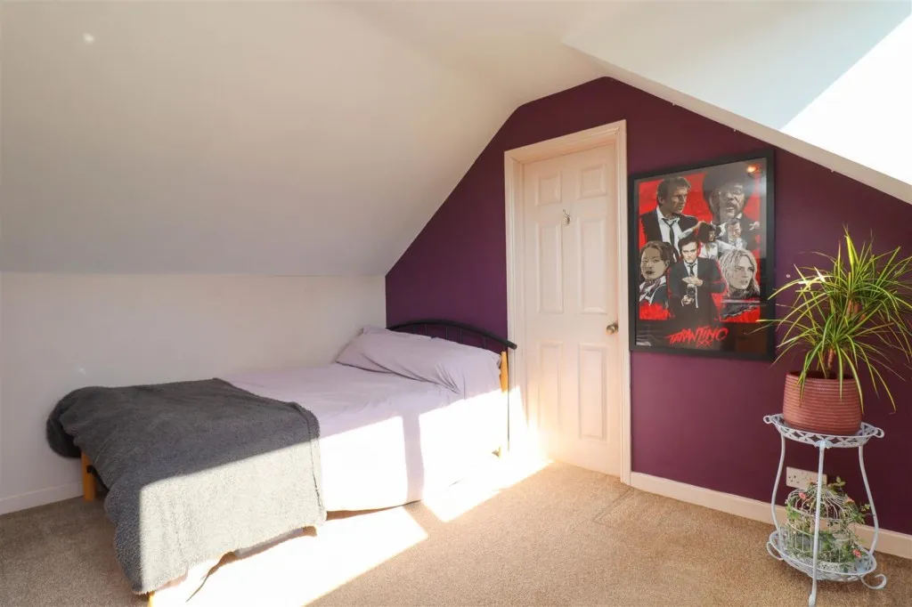 Frere Avenue, Fleet, photo 12