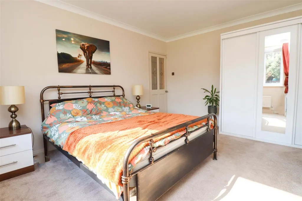 Frere Avenue, Fleet, photo 10