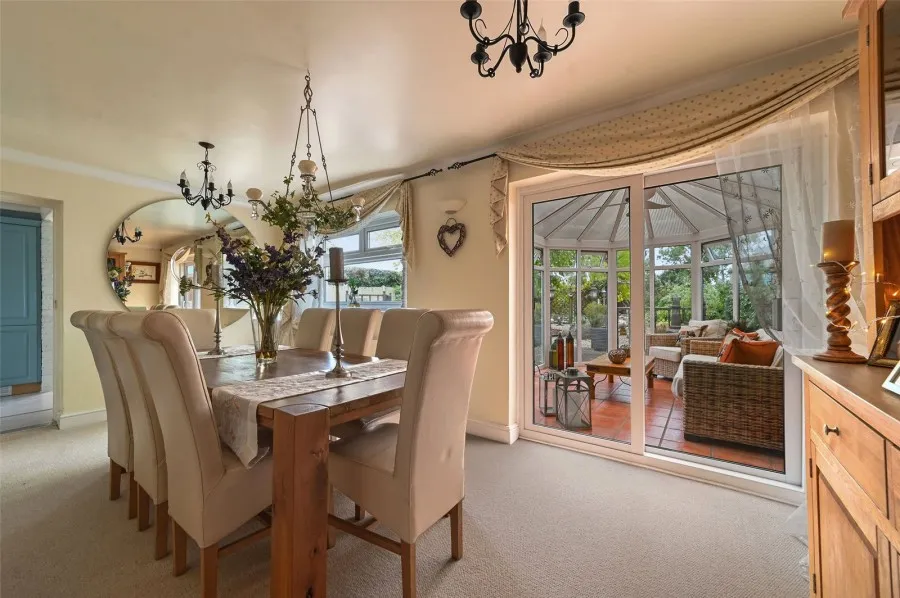 House Under Offer with 4 bedrooms in Sawbridgeworth, CM21, photo 4