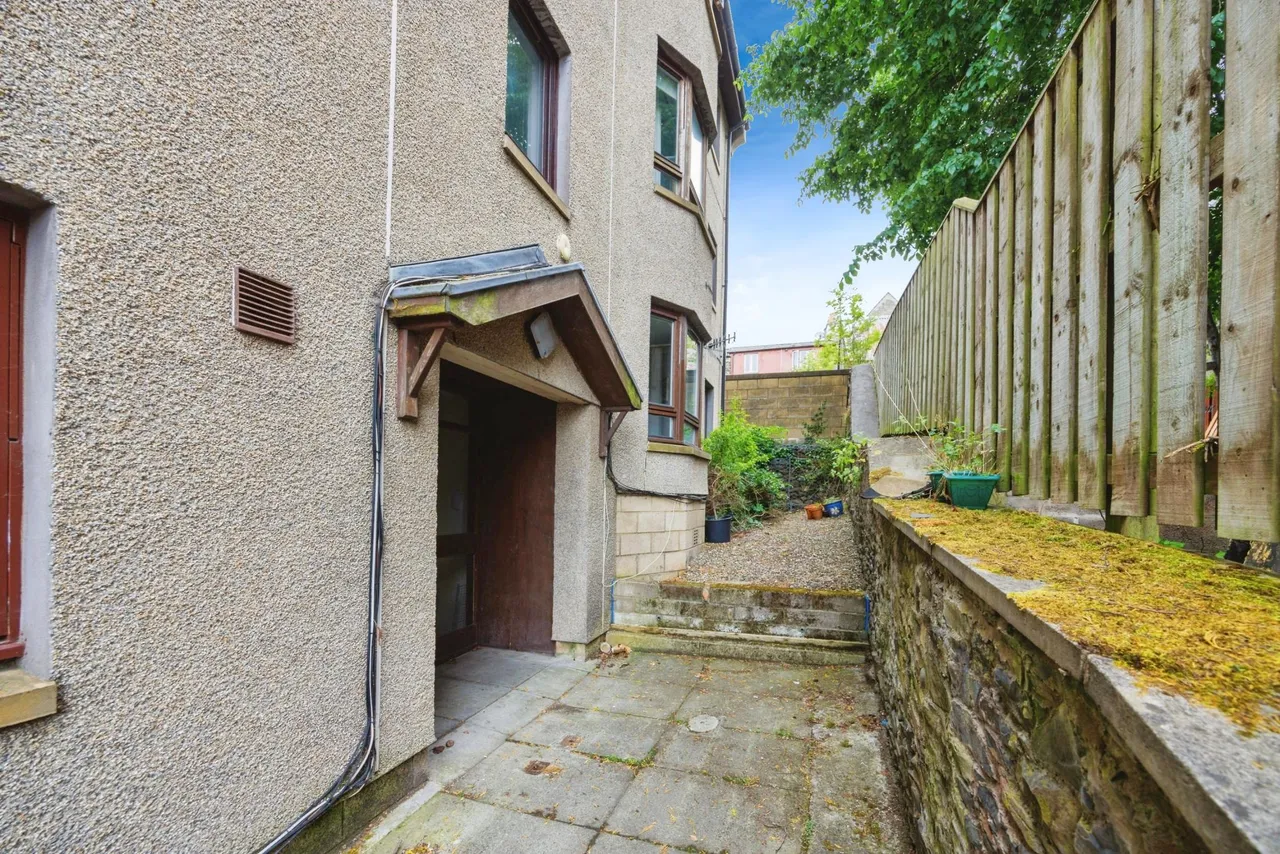 Bridgegate Court, Peebles, EH45, photo 17