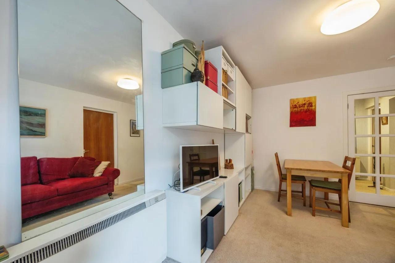 Bridgegate Court, Peebles, EH45, photo 2