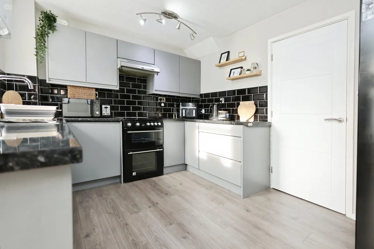 Newcastle Close, Worcester, WR5, photo 4