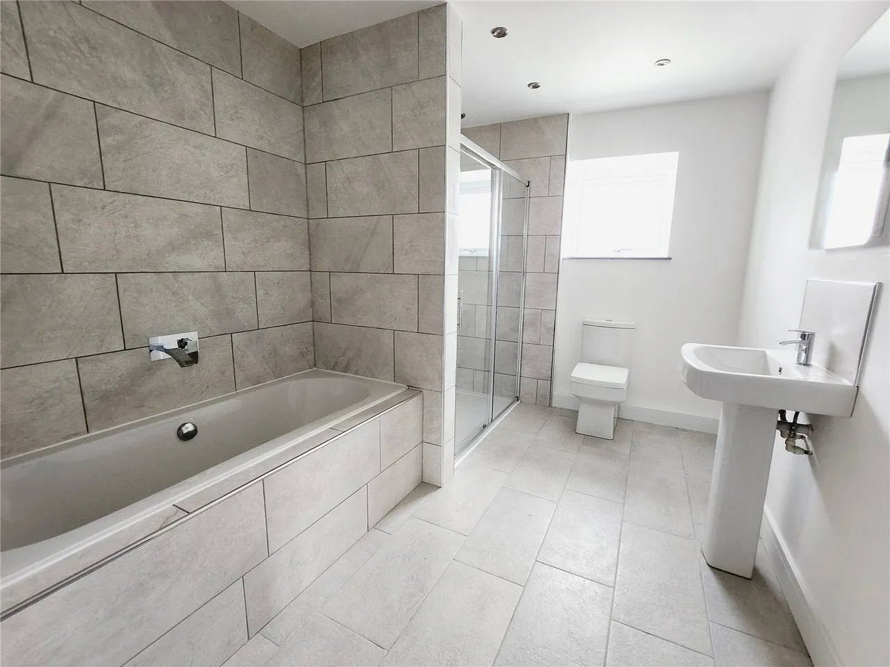 Bancyfelin, Carmarthen, SA33, photo 13