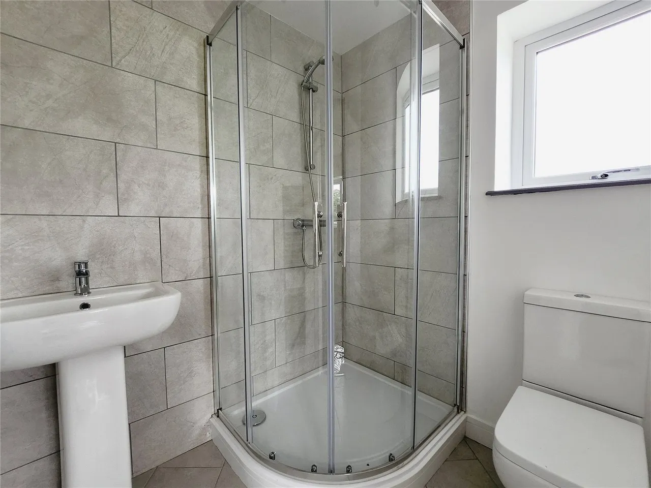 Bancyfelin, Carmarthen, SA33, photo 11