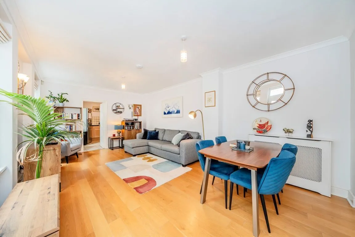 Berrymede Road, W4, photo 3