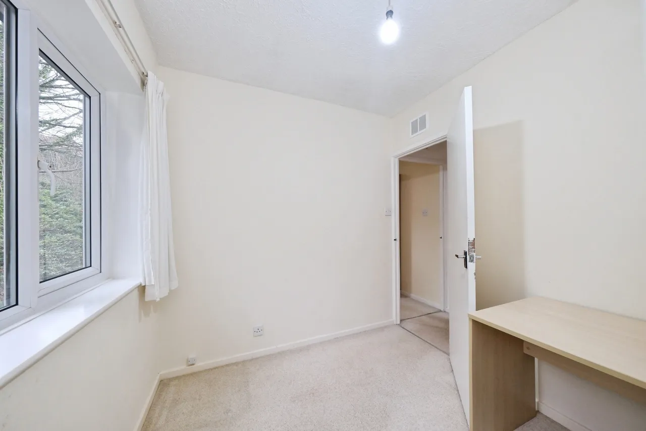 Carlton, Nottingham, Nottinghamshire, NG4, photo 13