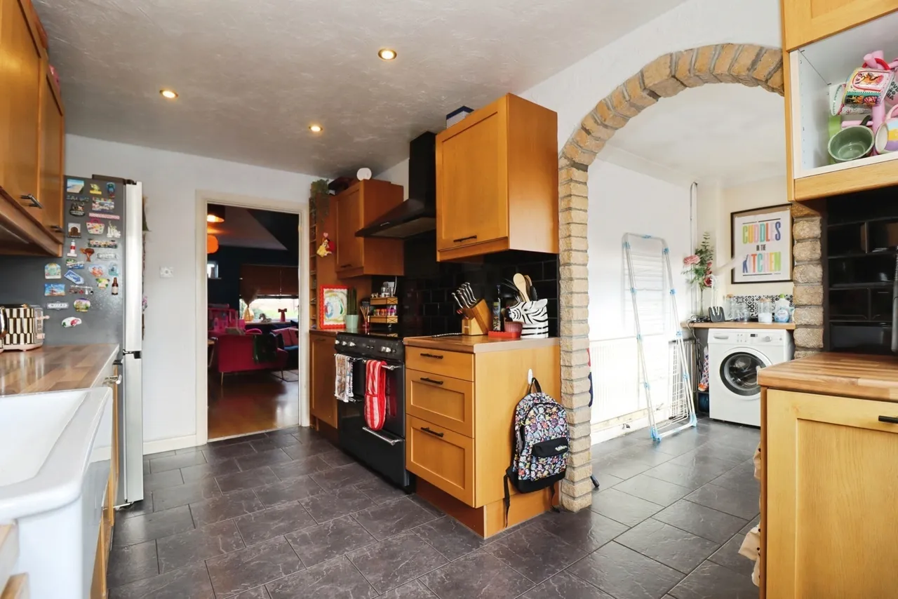 Cedar Way, Pucklechurch, BS16, photo 3