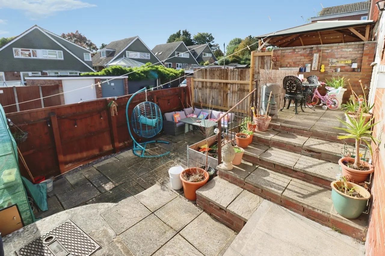 Cedar Way, Pucklechurch, BS16, photo 13