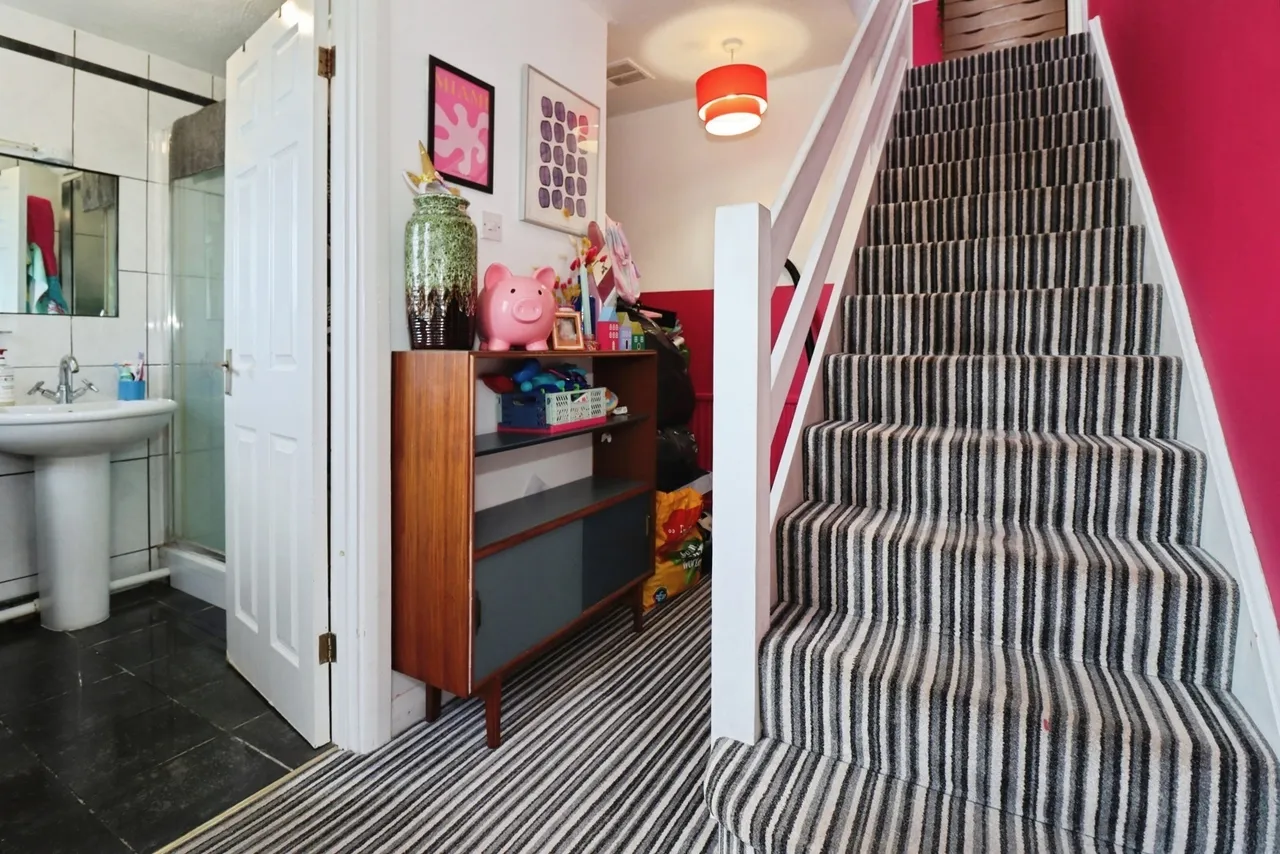 Cedar Way, Pucklechurch, BS16, photo 8