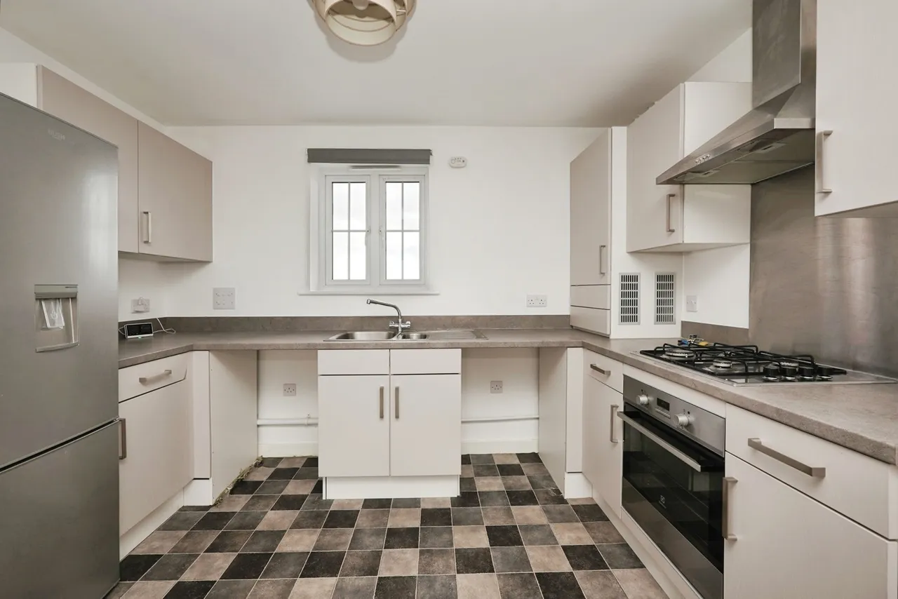 Corminster Avenue, Aylesham, Canterbury, Kent, CT3, photo 2