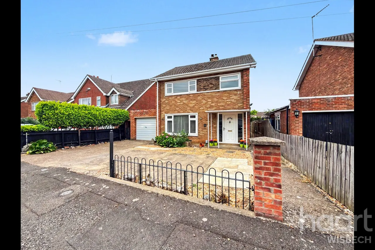 3 bed house for sale, St Martins Road, Wisbech, PE13