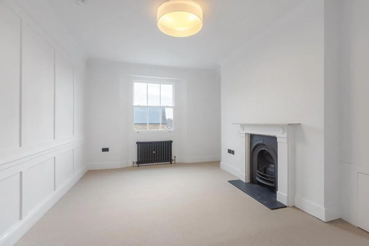 Chiswick Lane South, London, W4, photo 14