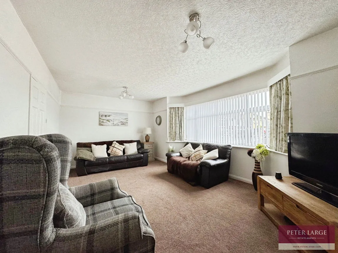 Dorchester Close, Rhyl, Denbighshire, LL18 4TF, photo 4