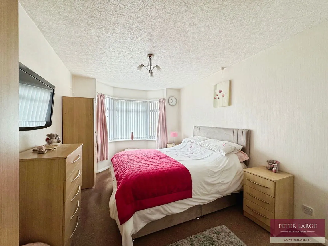 Dorchester Close, Rhyl, Denbighshire, LL18 4TF, photo 9