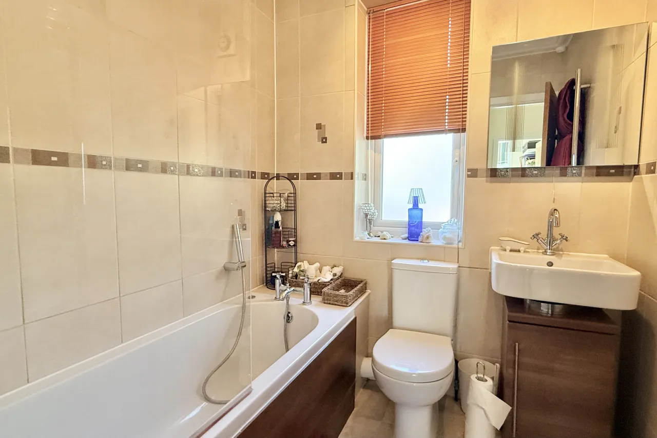 Christchurch Road, Kingston, BH24, photo 15