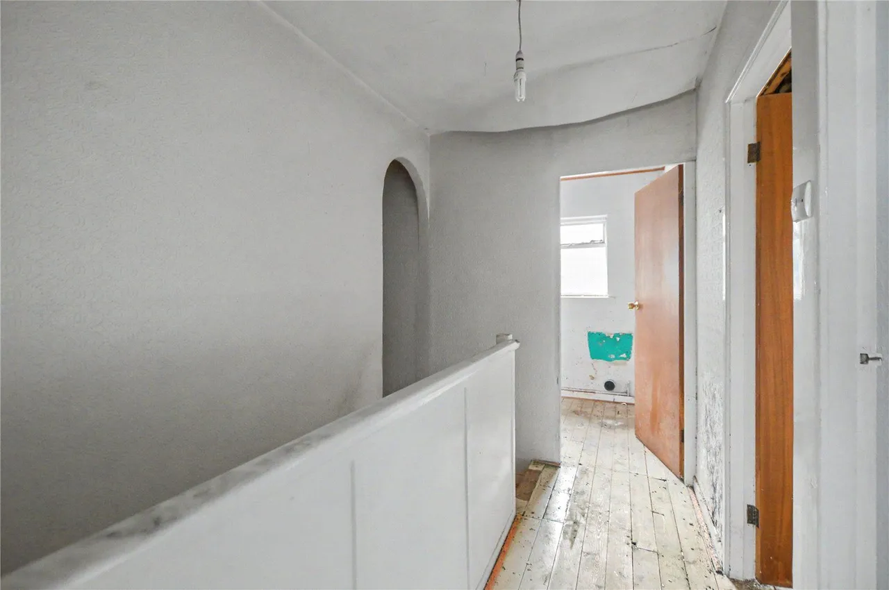 Haigh Gardens, Rothwell, LS26, photo 5