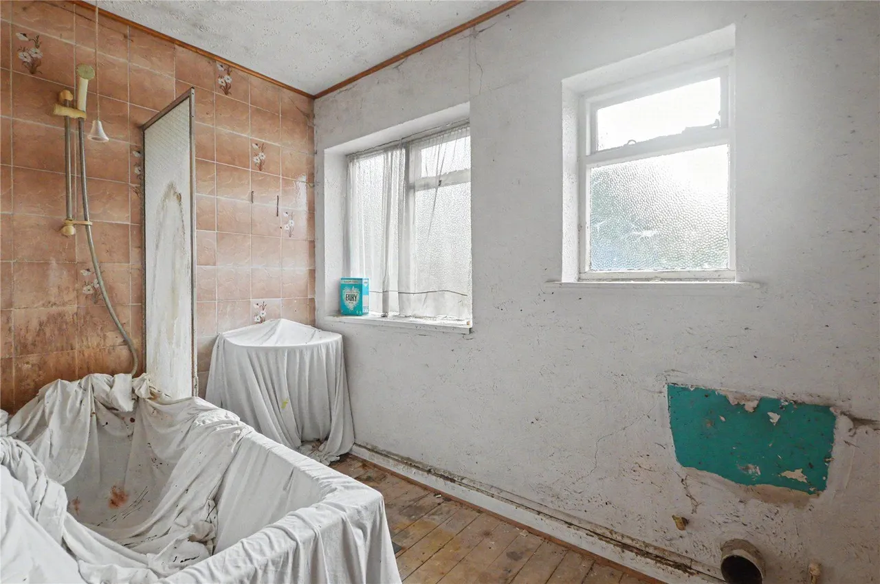 Haigh Gardens, Rothwell, LS26, photo 9