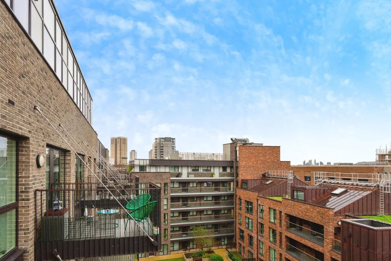 Highland Street, London, E15, photo 15
