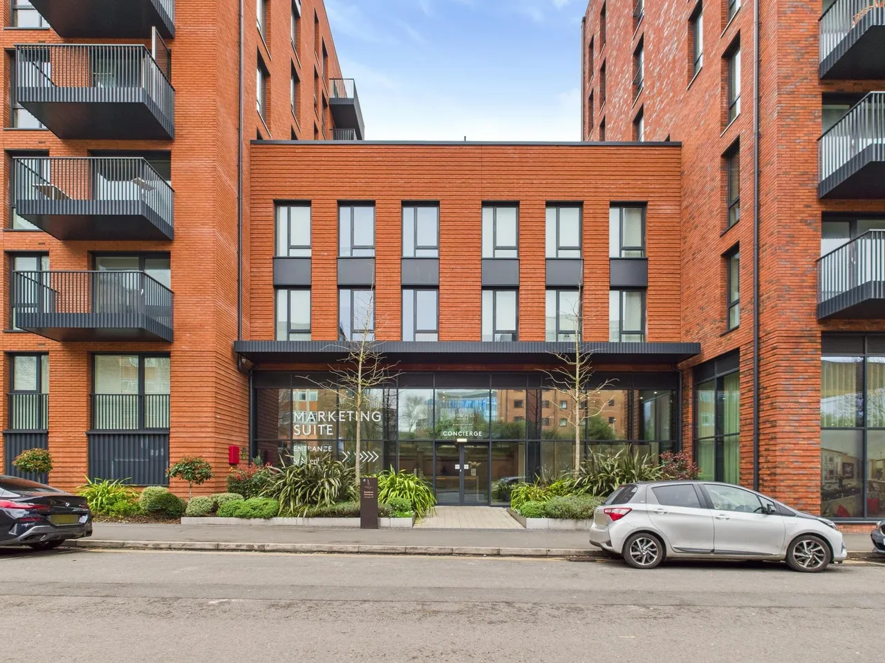 Shadwell Street with Allocated Parking, B4, photo 34