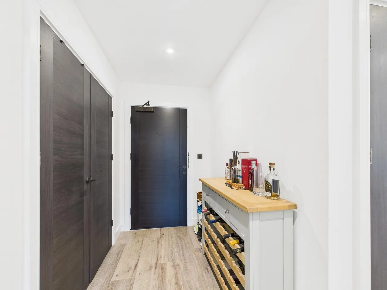 Shadwell Street with Allocated Parking, B4, photo 15