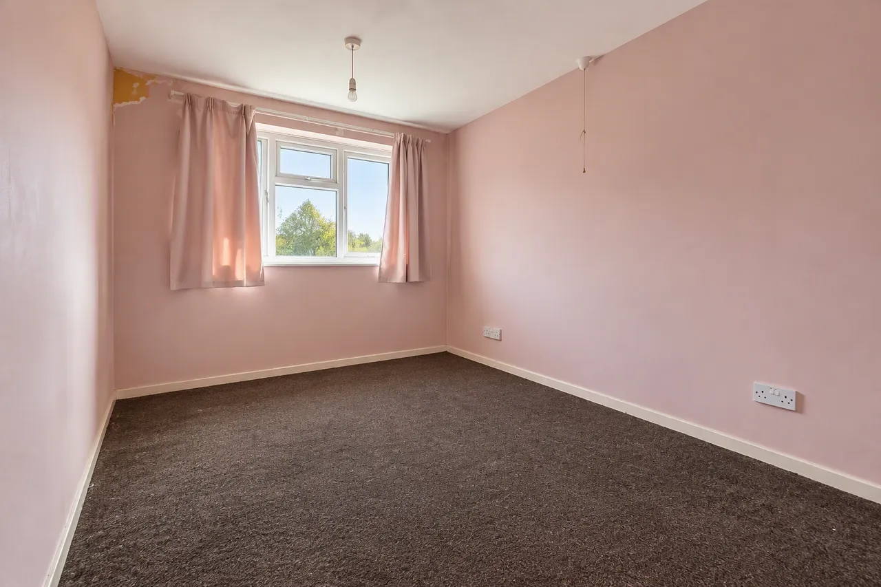 Fairlawn Close, Willenhall, WV12, photo 6