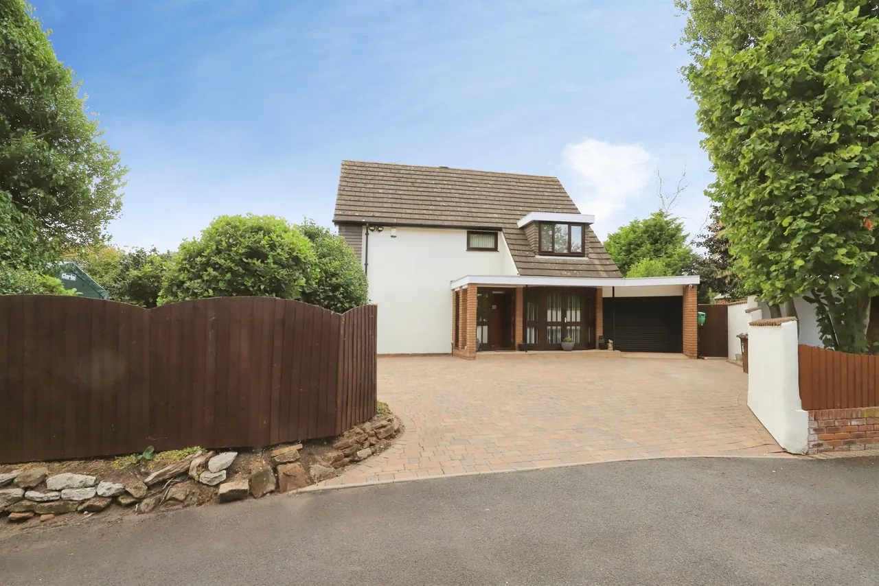 4 bed house for sale — Mason Road, Kidderminster