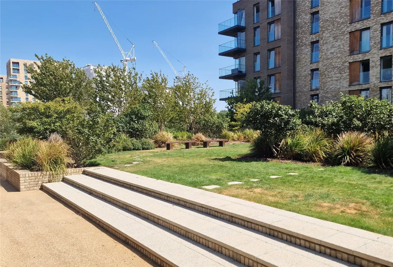 Handley Drive, SE3, photo 8