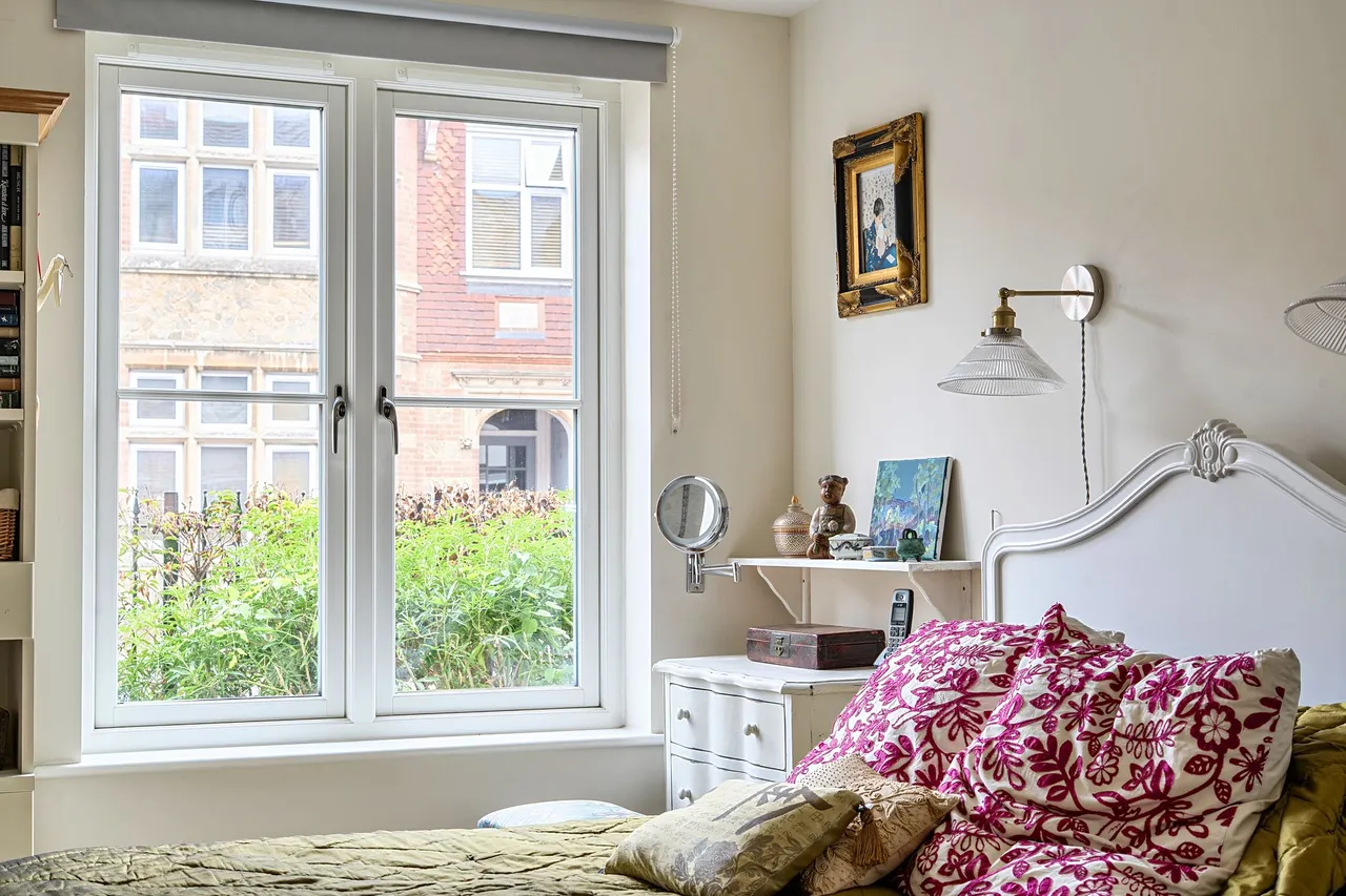 Bepton Road, GU29, photo 9