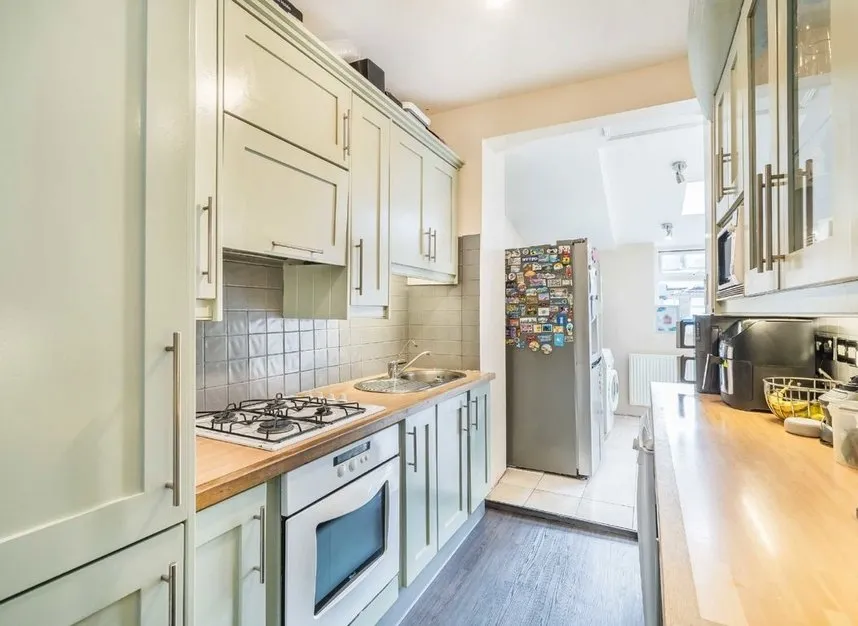 Strathyre Avenue, Norbury, SW16, photo 4