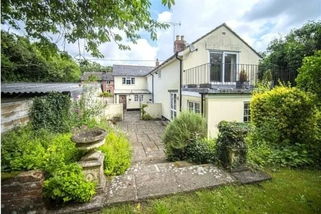 High Street Tilshead SP3, photo 12