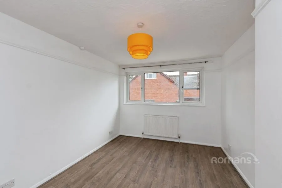 Berrybank, College Town, GU47, photo 9