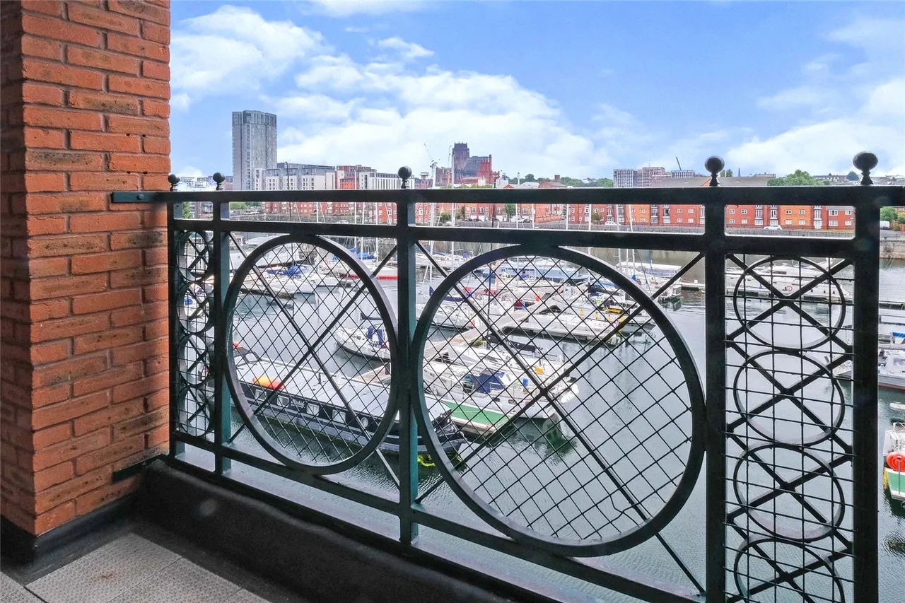 South Ferry Quay, Liverpool, L3, photo 7