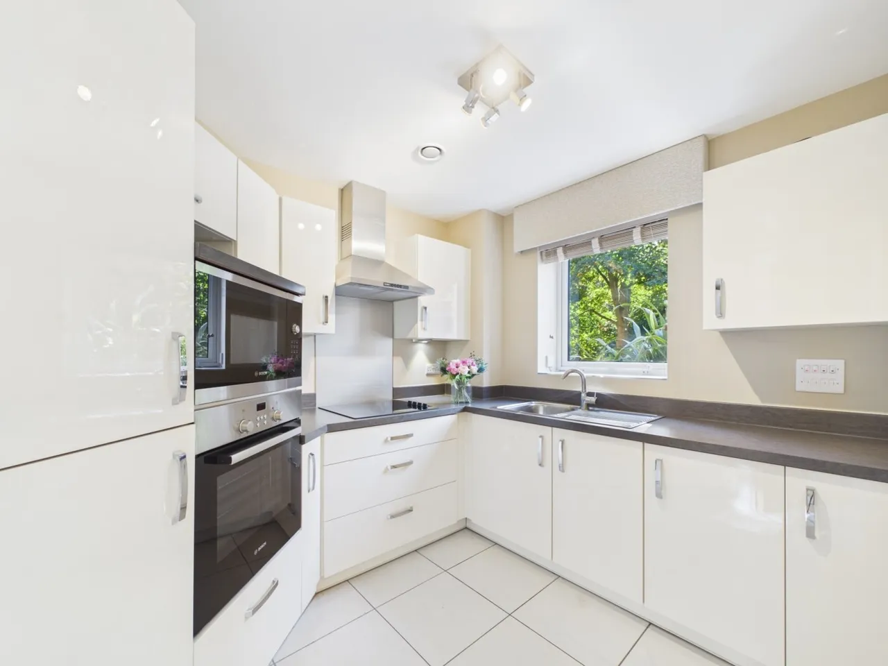 West Midlands, Wolverhampton, WV6, photo 3