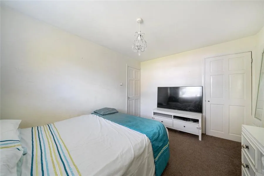 Lansdown Close, Woking, GU21, photo 18