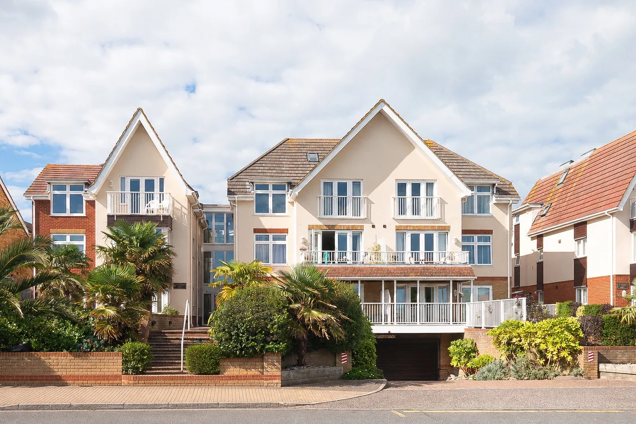 Dumpton Park Drive, Broadstairs, CT10, photo 2