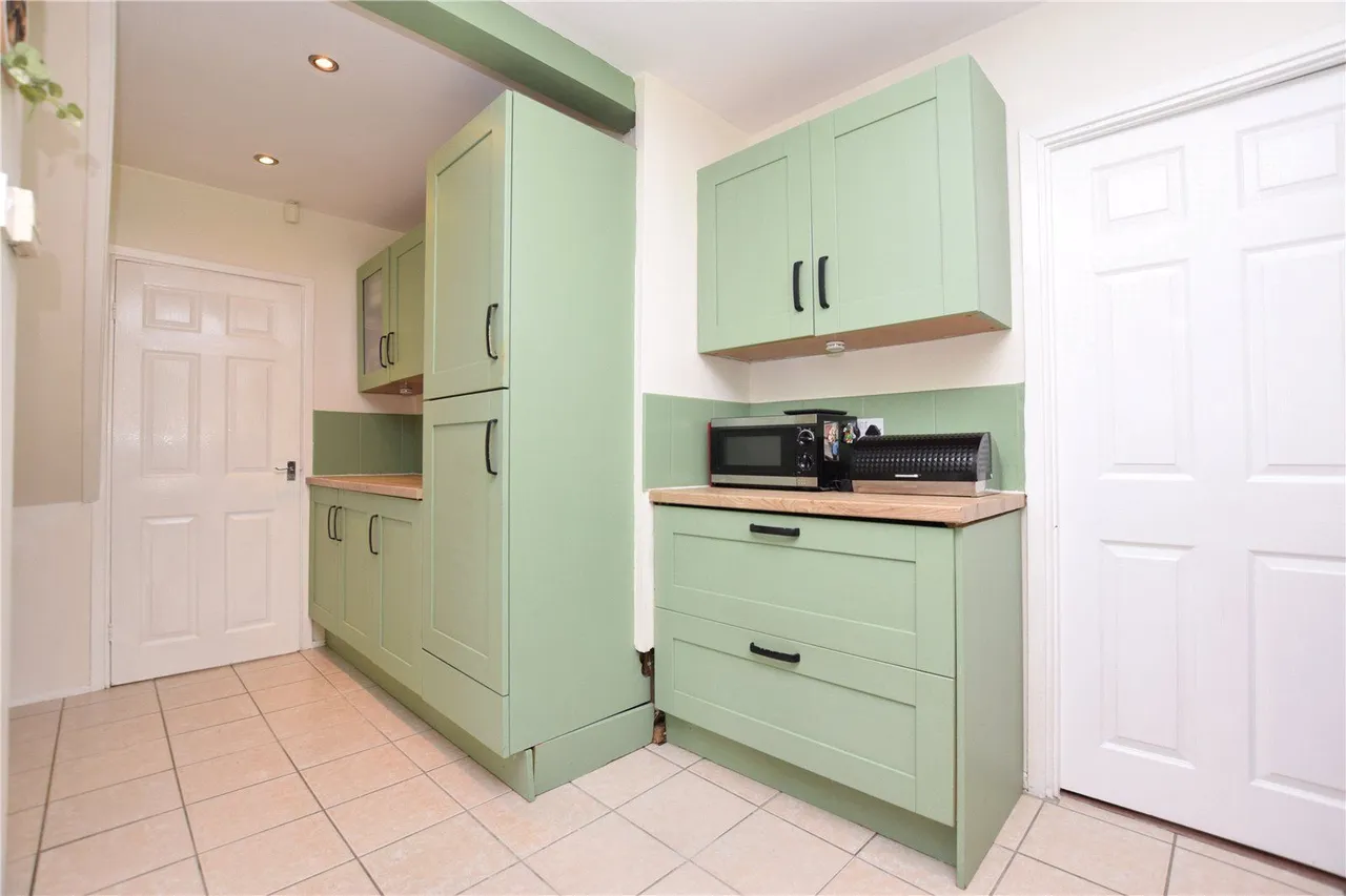 Monkswood Avenue, Leeds, LS14, photo 9