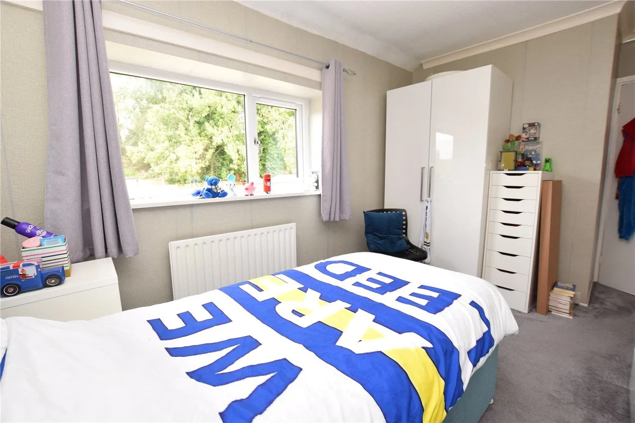 Monkswood Avenue, Leeds, LS14, photo 13