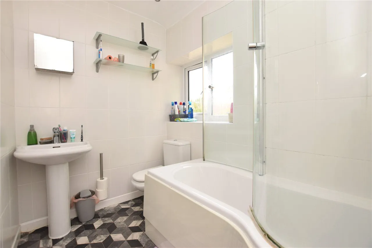 Monkswood Avenue, Leeds, LS14, photo 5