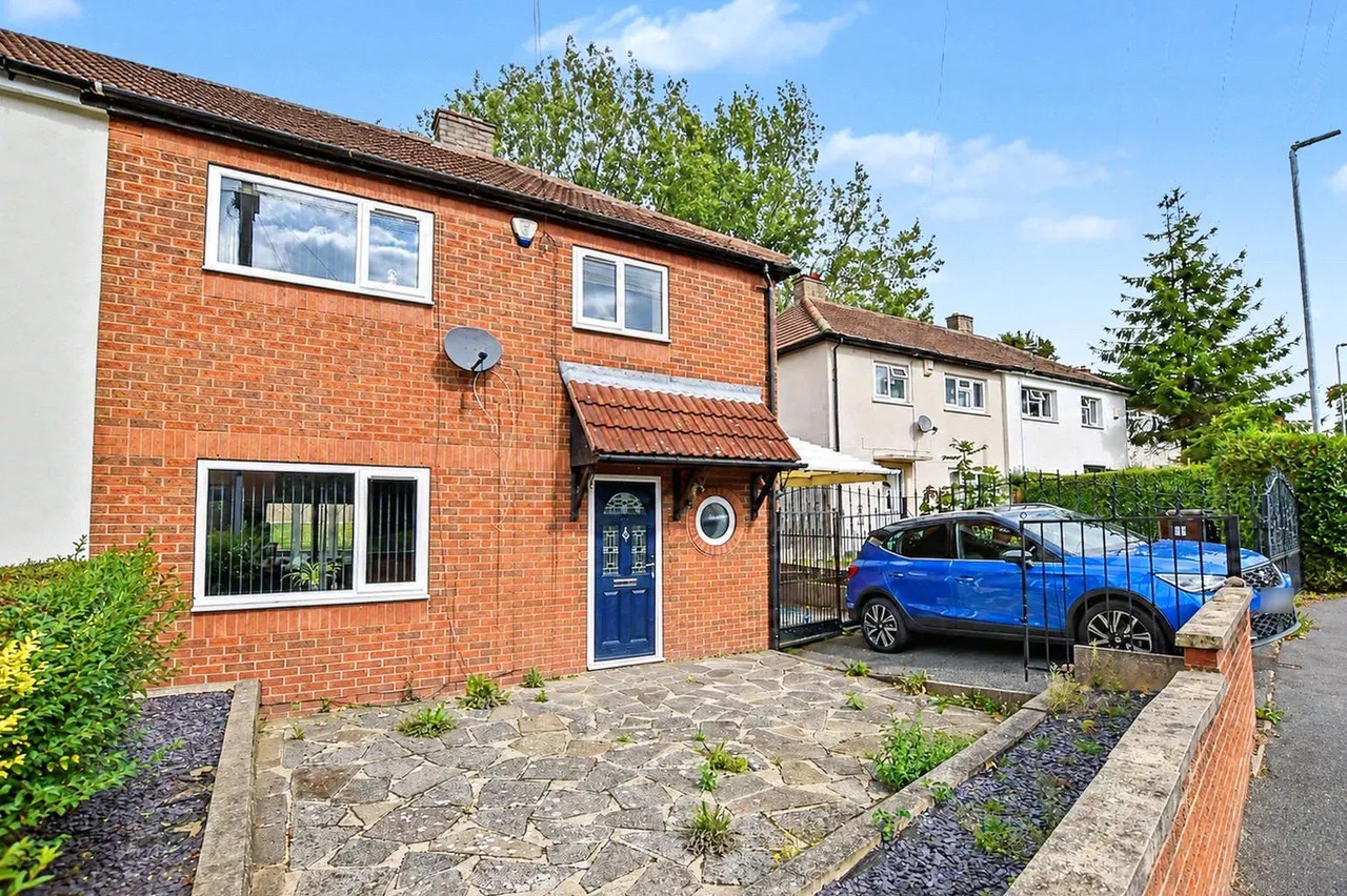 Monkswood Avenue, Leeds, LS14, photo 8