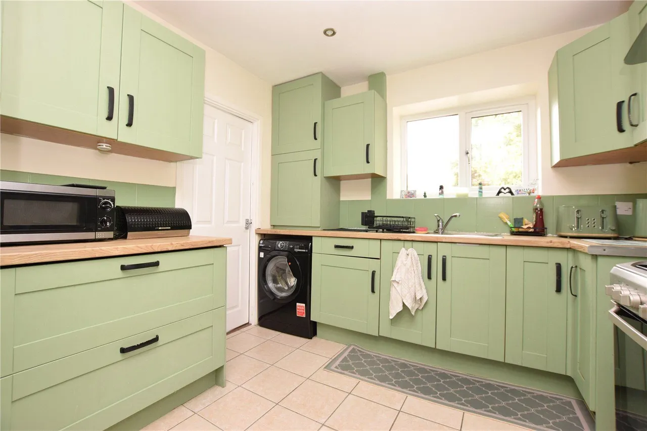 3 bed house for sale, Monkswood Avenue, Leeds, LS14