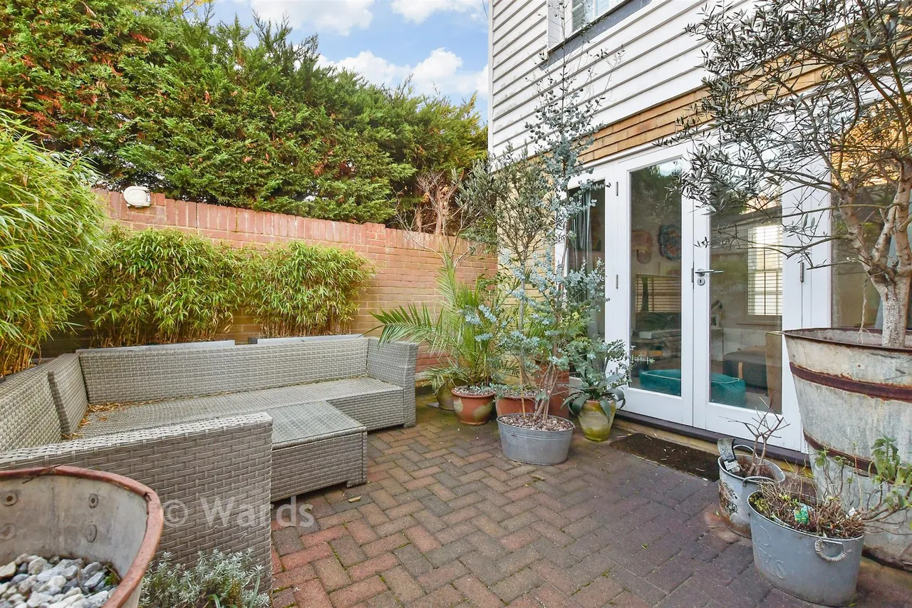 Swanfield Road, Whitstable, CT5, photo 2