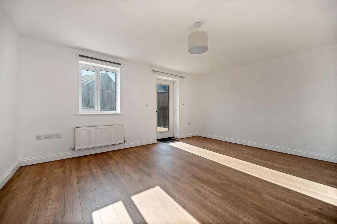 Groves Crescent, Stamford, PE9, photo 5