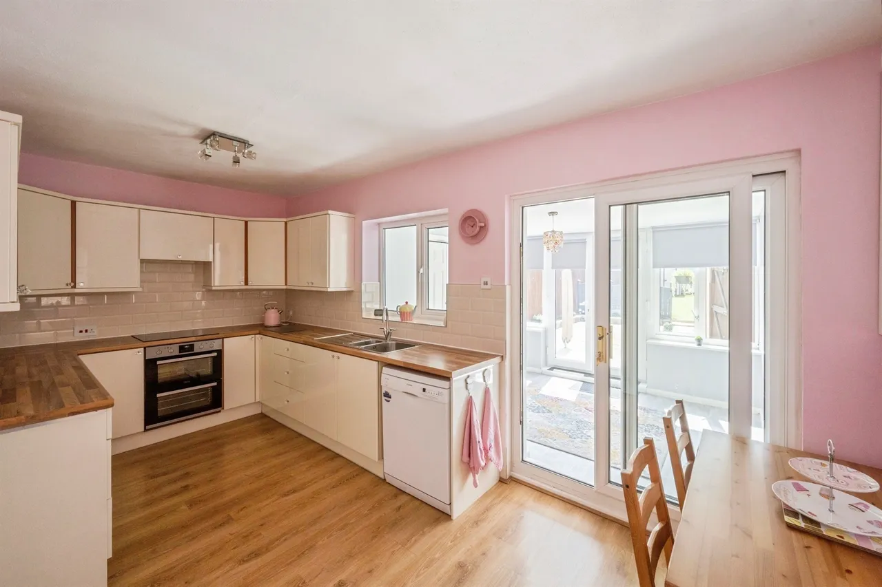 Milcroft Crescent, Hatfield, DN7, photo 5