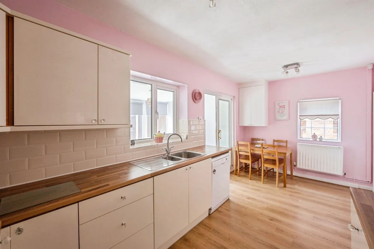 Milcroft Crescent, Hatfield, DN7, photo 6