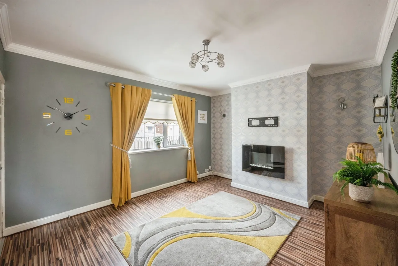 Milcroft Crescent, Hatfield, DN7, photo 2