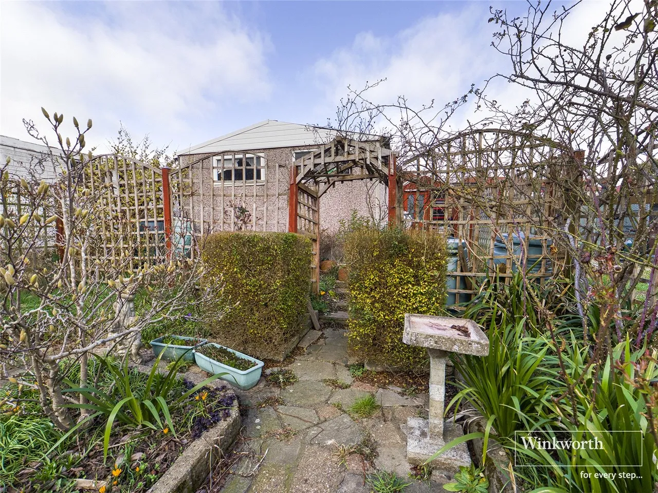 Gainsborough Gardens, Edgware, HA8, photo 12