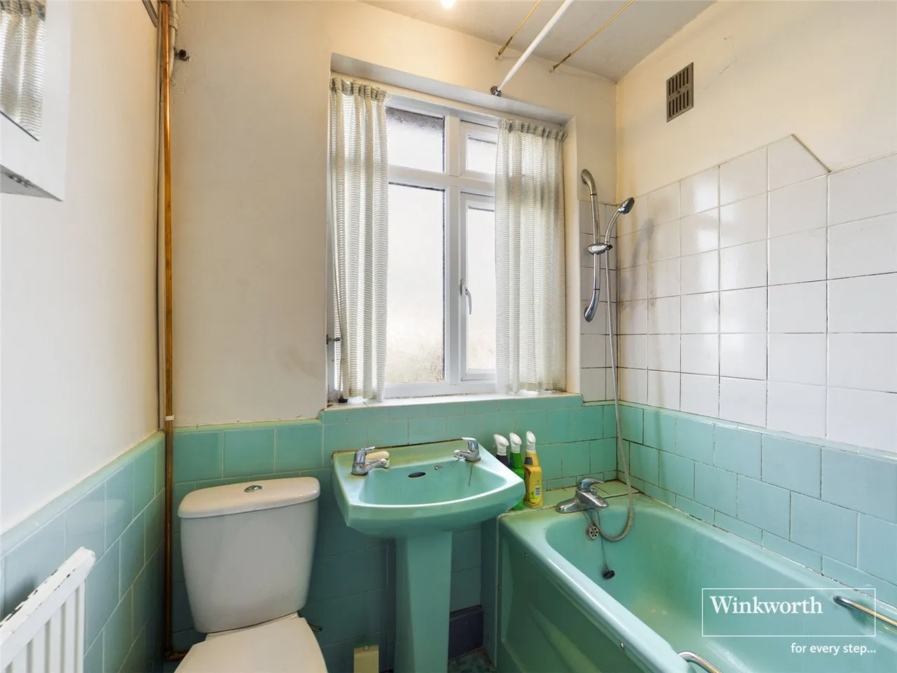 Gainsborough Gardens, Edgware, HA8, photo 8