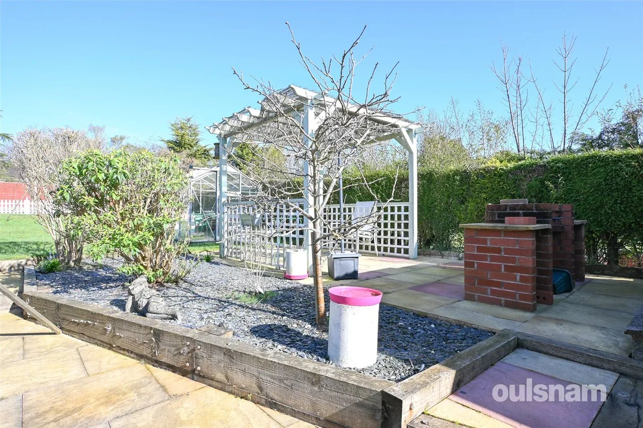 Monmouth Road, Bearwood, West Midlands, B67 5EE, photo 35